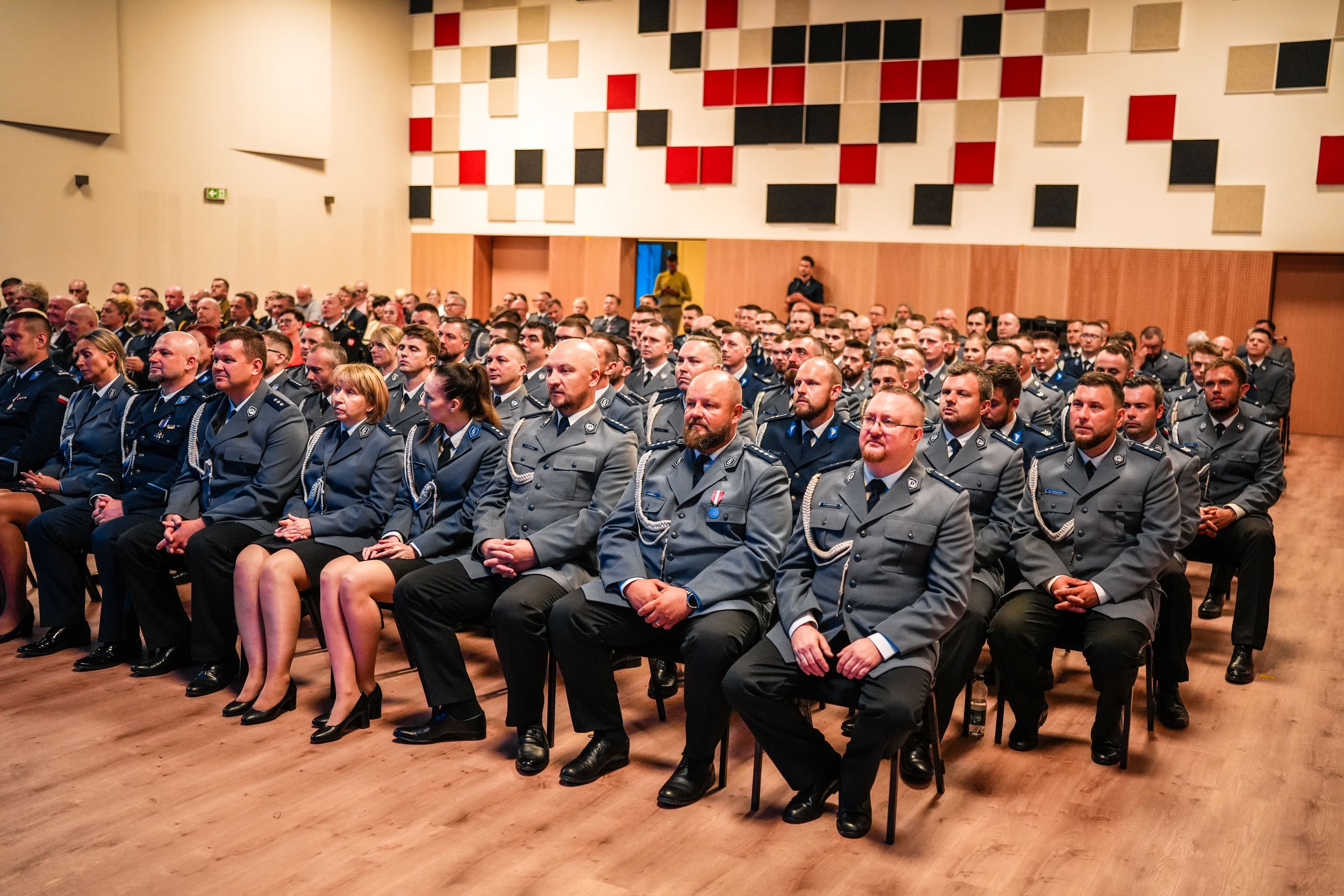 policjanci podczas zbiórki