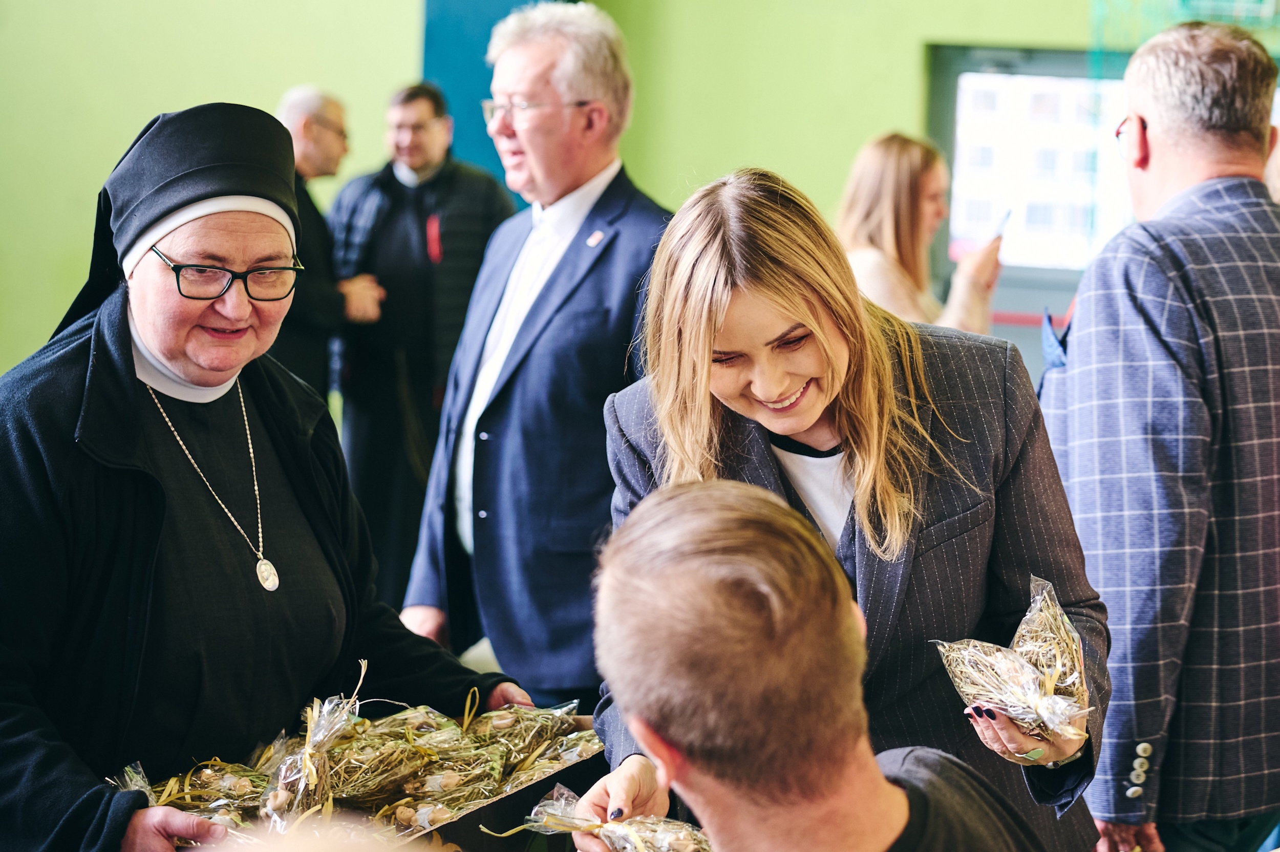 Prezydent z siostrą Macieją – pomocniczką Jałmużnika Biskupa Gliwickiego