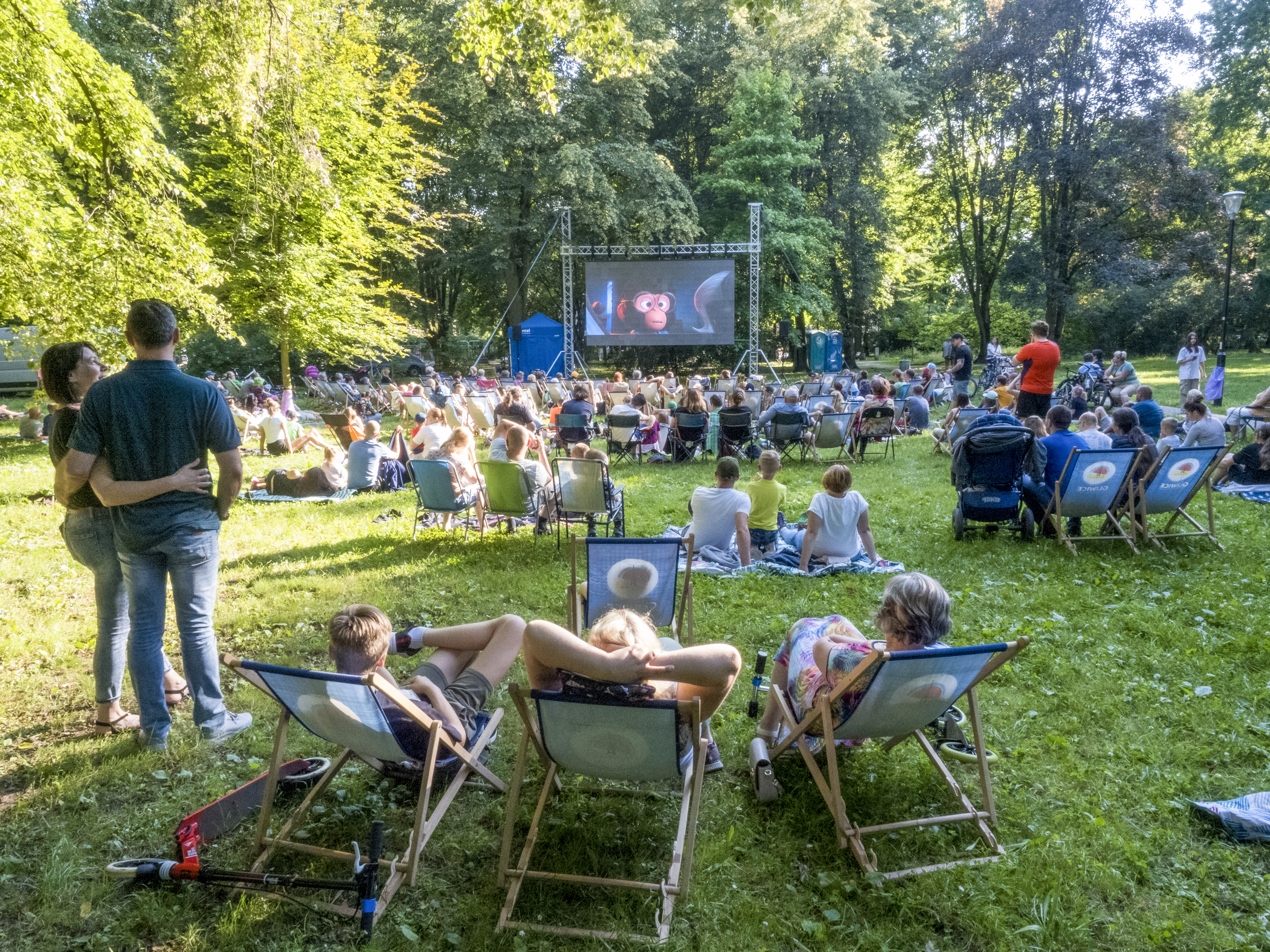 Pierwsze seanse pod chmurką za nami