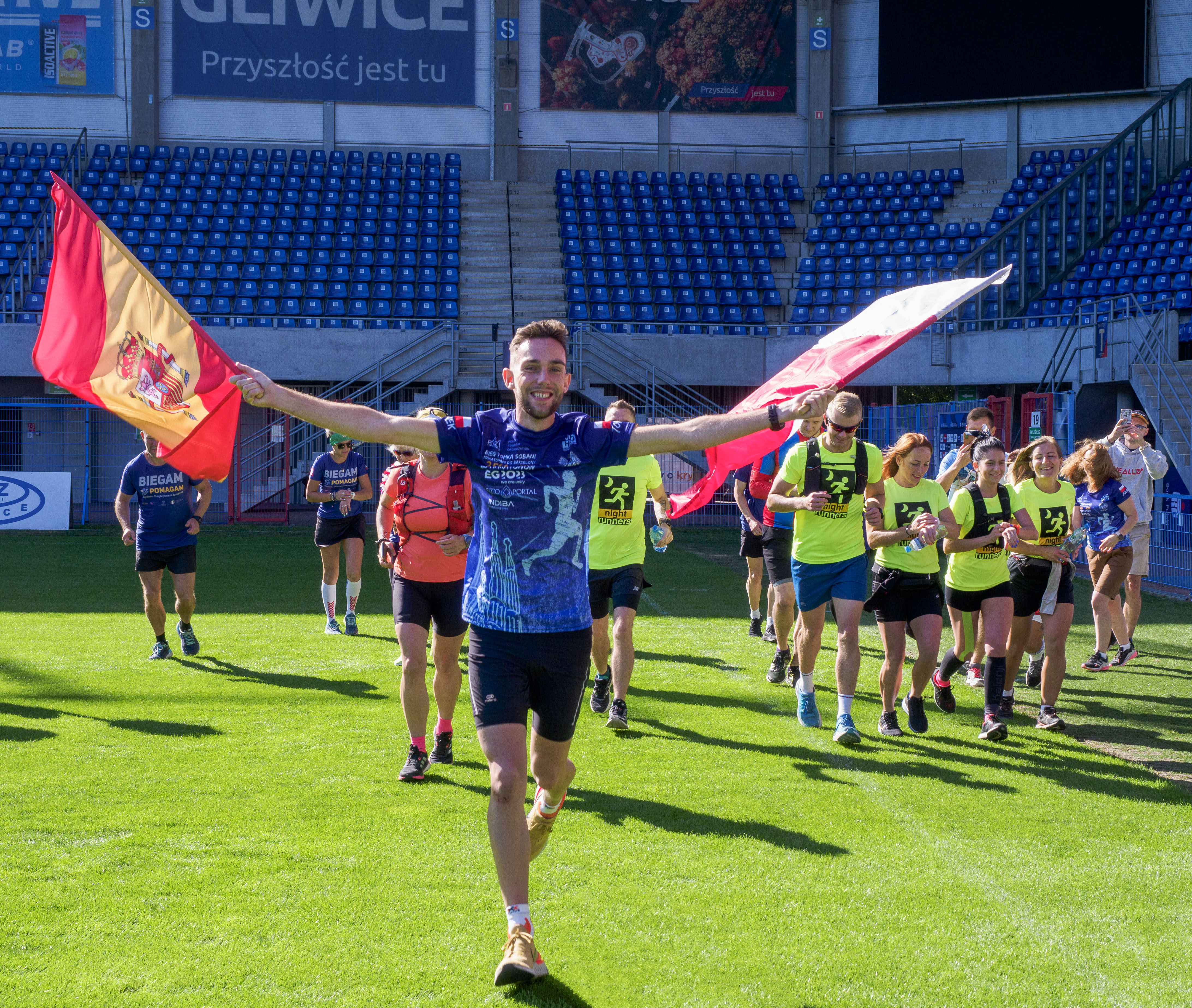 Maratonami do Barcelony. Pokaz z udziałem twórców